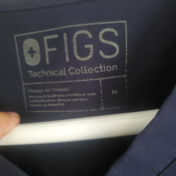 Figs Technical Collection Blue Scrub Top, Size Medium - Picture 4 of 5